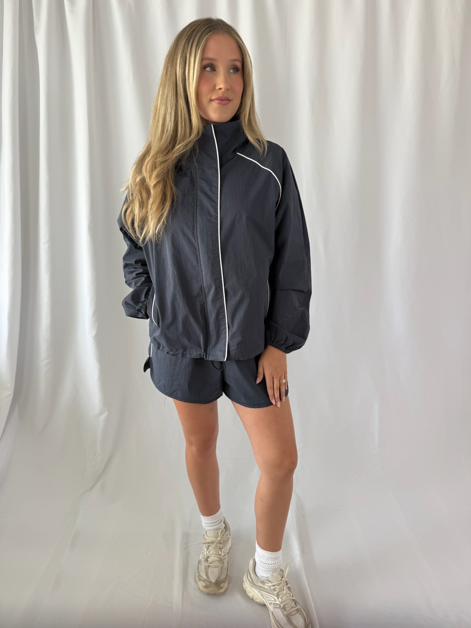 Chloe Contrast Piping Windbreaker Short Set- Navy
