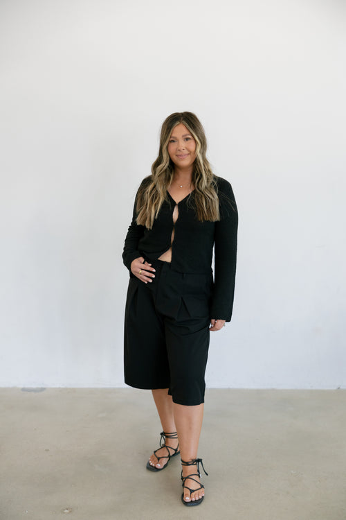 Ada Woven Bermuda Shorts w/ Pintuck Detail- Black