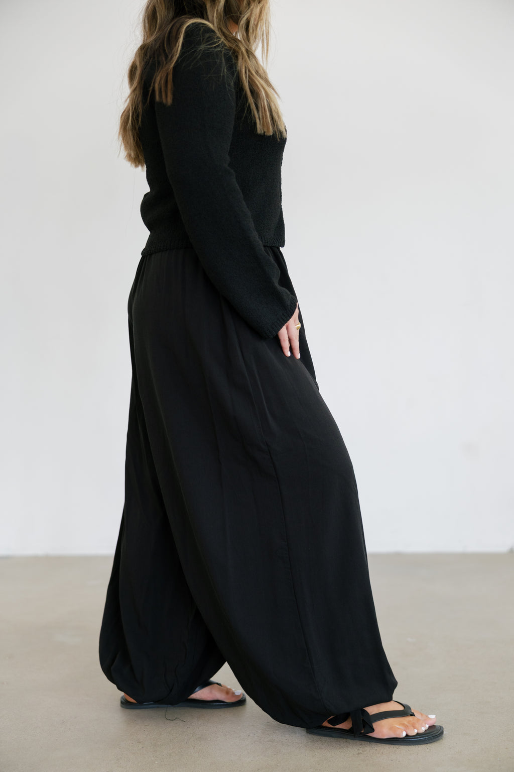 Adele Balloon Pants- Black