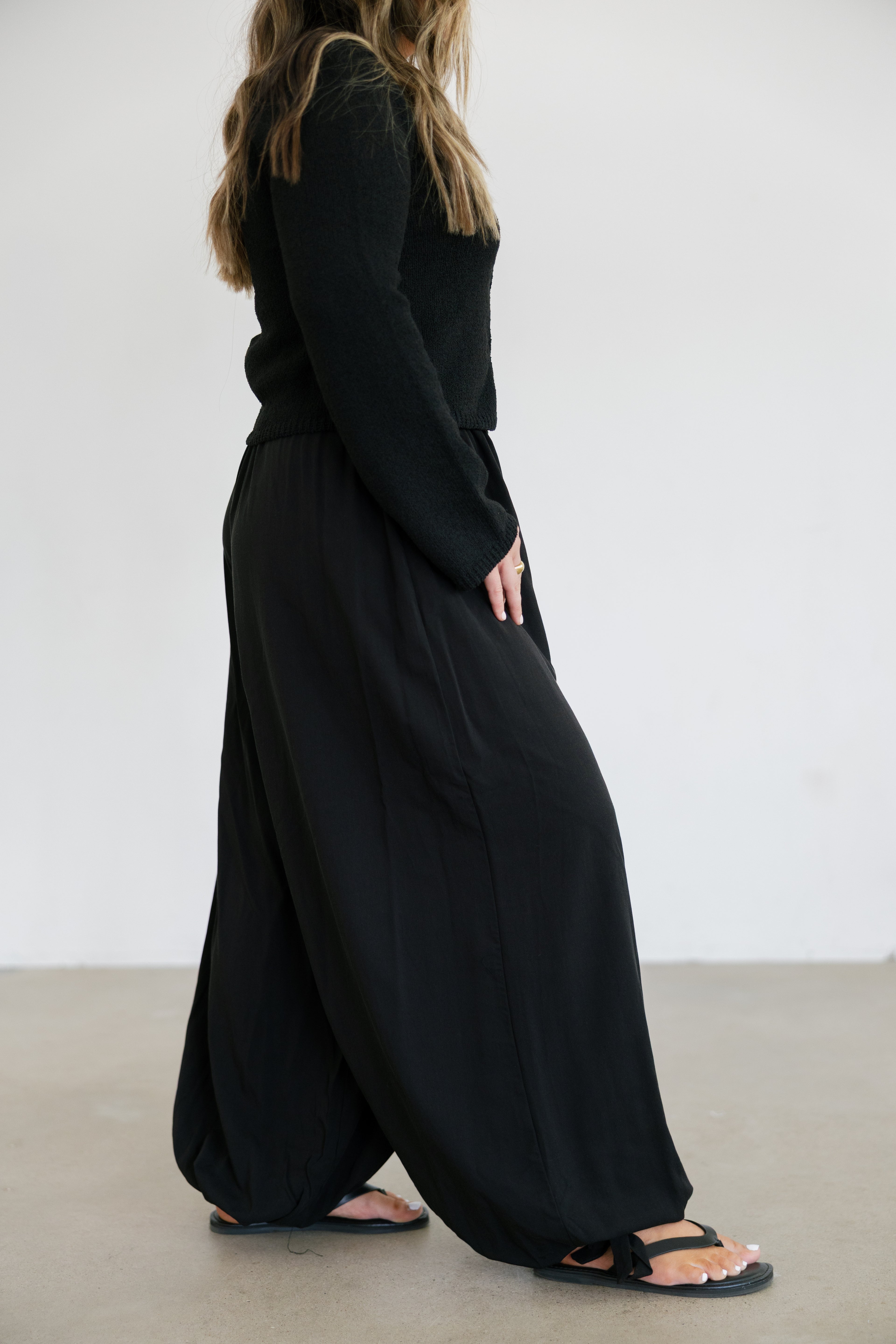 Adele Balloon Pants- Black